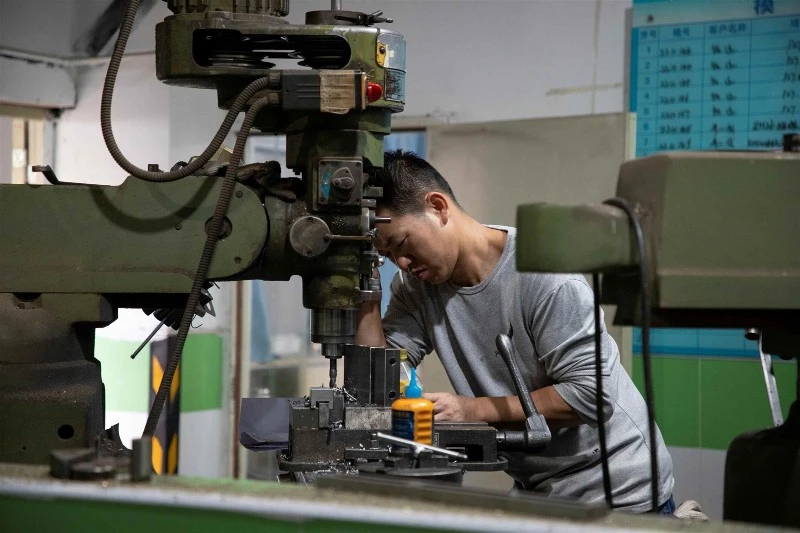 Charger mold factory Charger mold factory